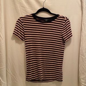 Forever 21 t-shirt